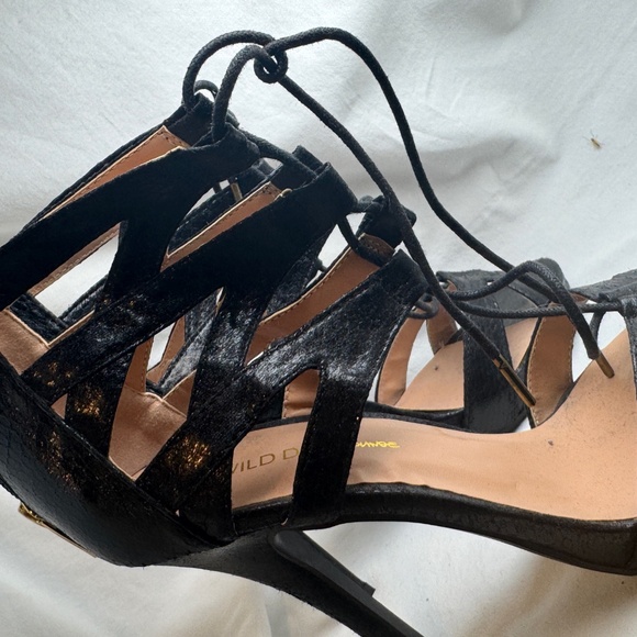 Wild Diva Stiletto Shoes Womens Size 8 Black Strappy Goth Vamp Clubwear - Picture 7 of 7